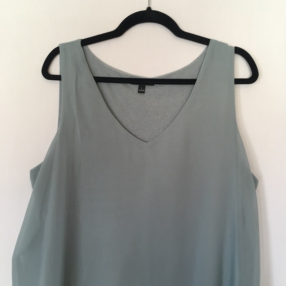 Simply Vera Vera Wang Layered V-Neck Top Size L - Picture 2 of 7
